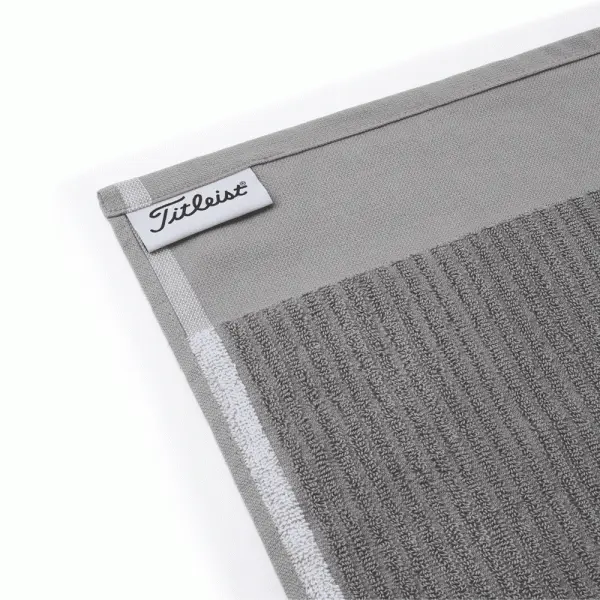 TITLEIST PLAYERS TERRY TOWEL – GREY 4 TITLEIST PLAYERS TERRY TOWEL – GREY - Image 2
